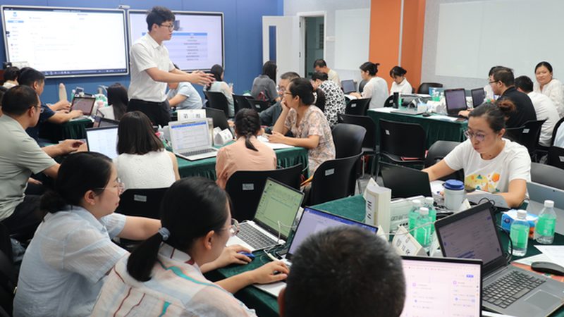 考研名师线下课程，价格背后的考量因素